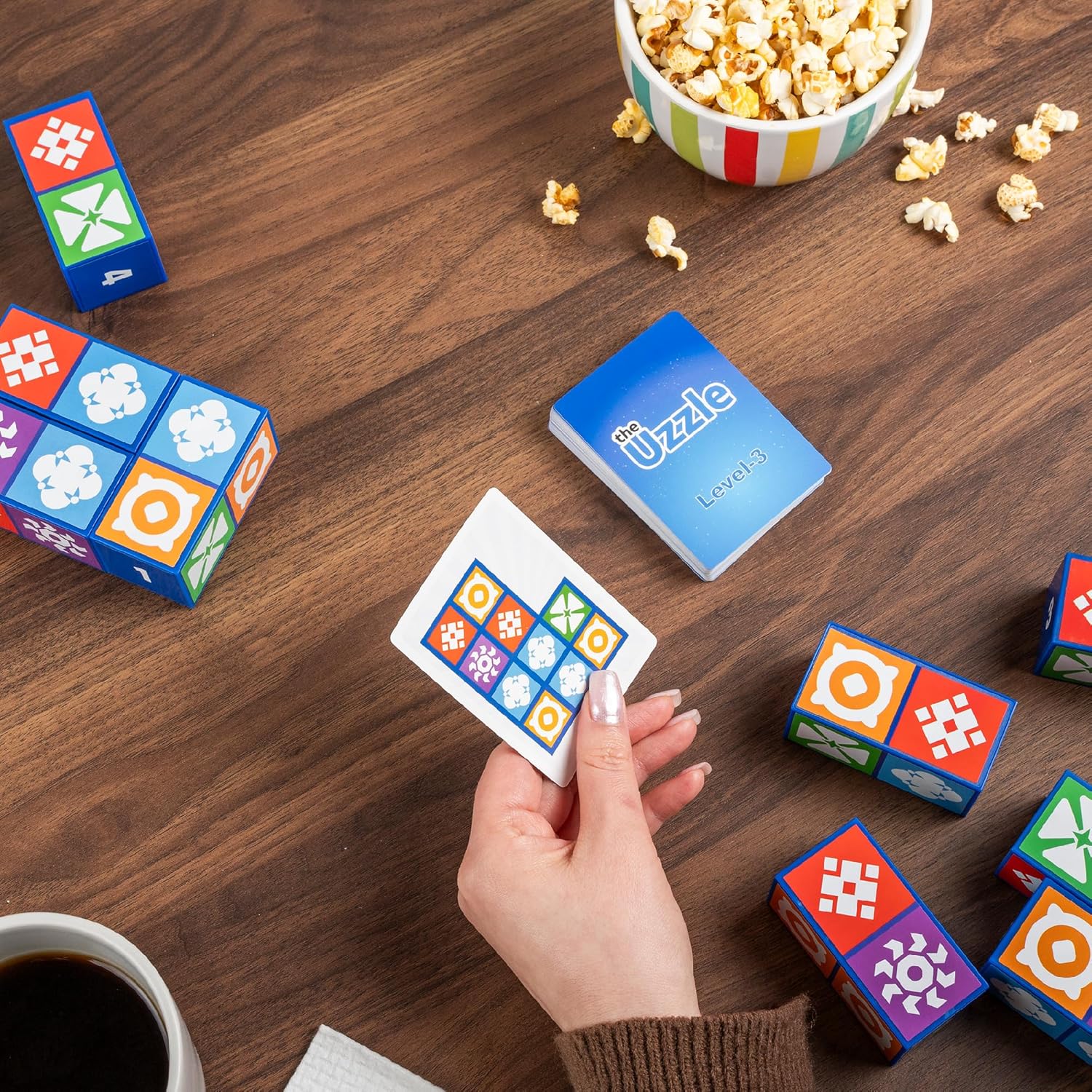 The Uzzle 3.0 Juego de mesa, Juegos de mesa familiares para niños y adultos - Imagen 2
