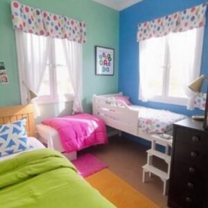 pikaso_texttoimage_ideas-de-coloridos-dormitorios-compartidos-con-lit-768x987